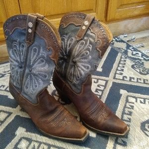 Ariat western boot